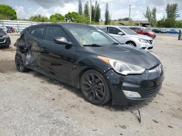 KMHTC6AD1DU153019 - 2013 HYUNDAI VELOSTER BLACK photo 4