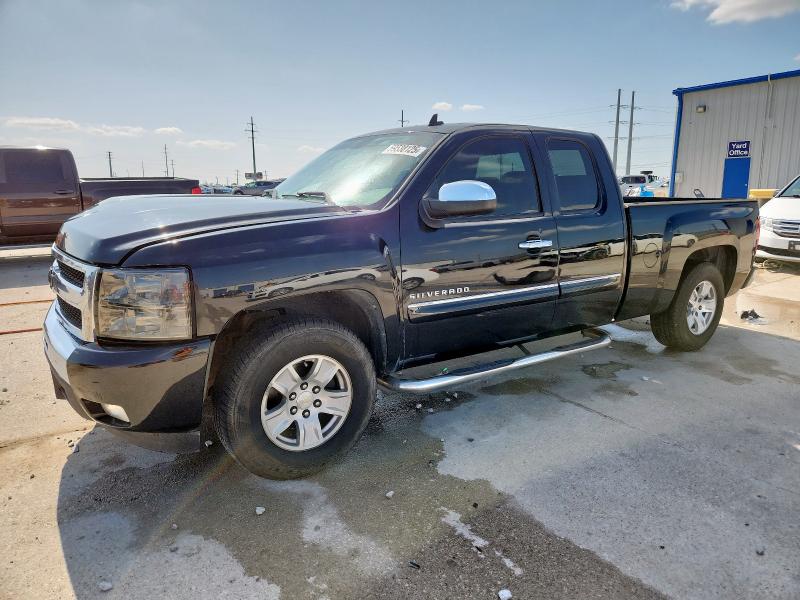 2010 CHEVROLET SILVERADO C1500 LT, null
