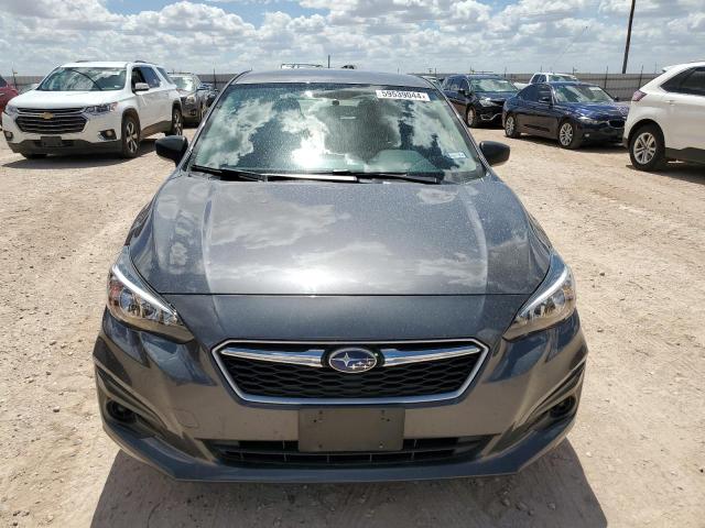 4S3GTAA68J3748901 - 2018 SUBARU IMPREZA GRAY photo 5