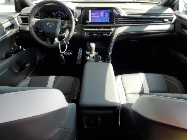 4T1DAACK3SU069967 - 2025 TOYOTA CAMRY XSE WHITE photo 8