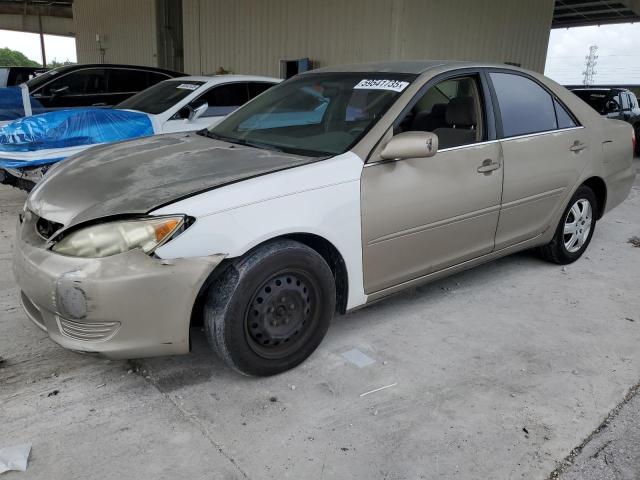 2005 TOYOTA CAMRY LE, null