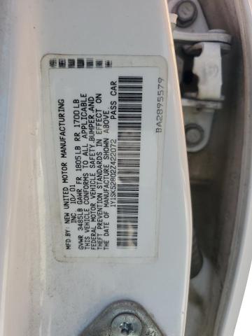 1Y1SK52802Z422072 - 2002 CHEVROLET GEO PRIZM BASE WHITE photo 12