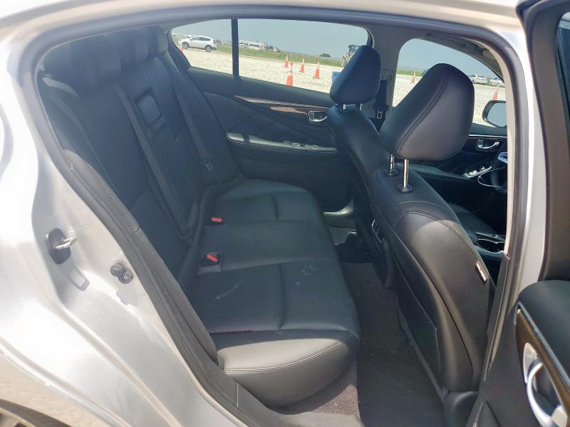 JN1EV7AP7JM590674 - 2018 INFINITI Q50 LUXE SILVER photo 10