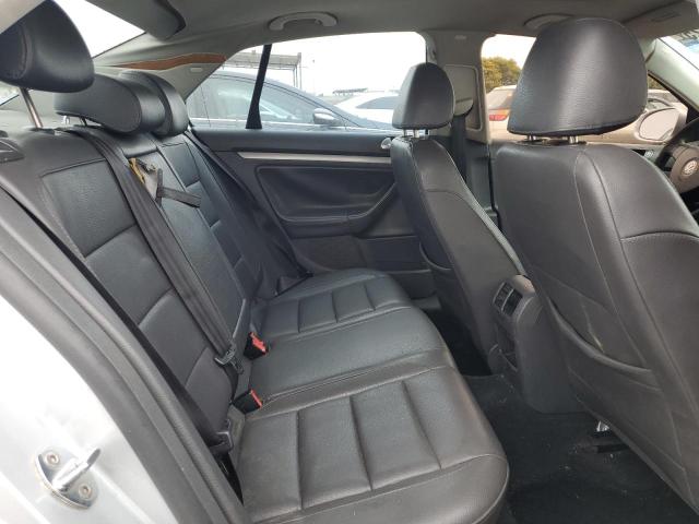 3VWEF71K57M138599 - 2007 VOLKSWAGEN JETTA WOLFSBURG 银色 照片 10