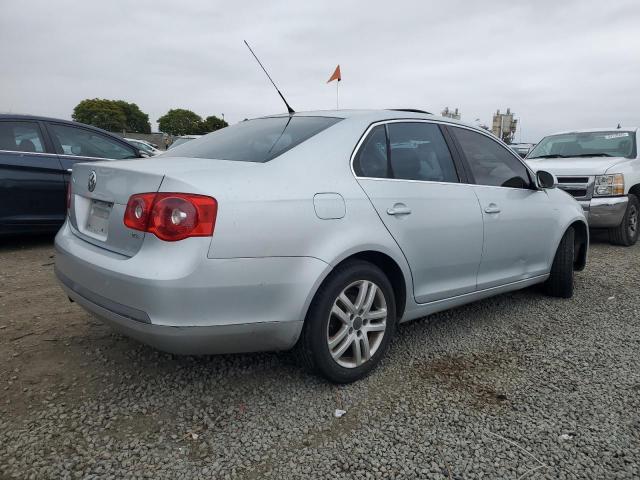 3VWEF71K57M138599 - 2007 VOLKSWAGEN JETTA WOLFSBURG 银色 照片 3