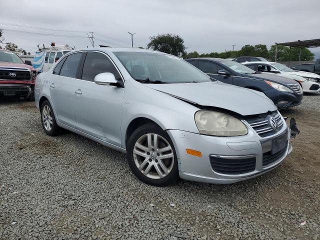 3VWEF71K57M138599 - 2007 VOLKSWAGEN JETTA WOLFSBURG 银色 照片 4