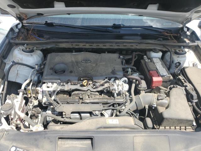 4T1C11AK4NU024037 - 2022 TOYOTA CAMRY LE WHITE photo 11
