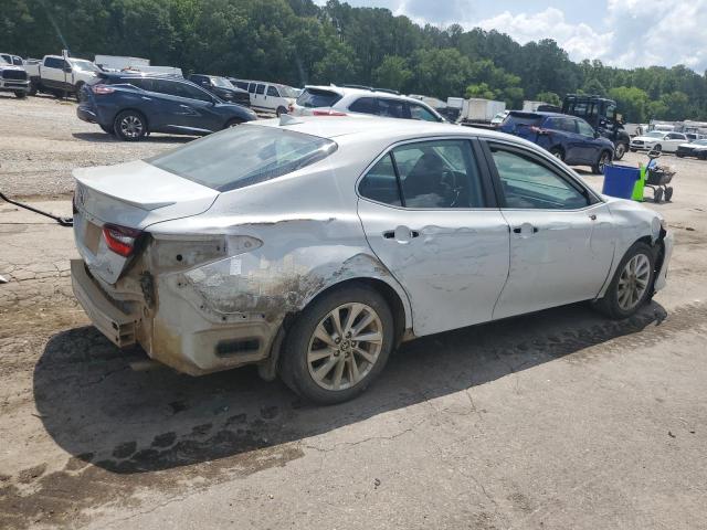 4T1C11AK4NU024037 - 2022 TOYOTA CAMRY LE WHITE photo 3
