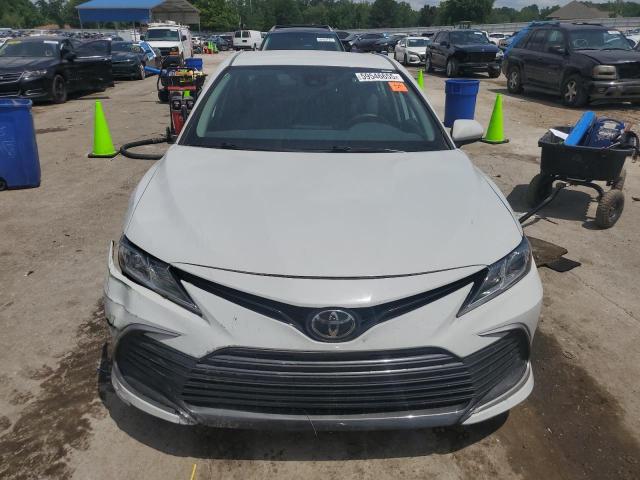 4T1C11AK4NU024037 - 2022 TOYOTA CAMRY LE WHITE photo 5