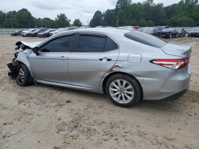 4T1C11AK8LU936683 - 2020 TOYOTA CAMRY LE 银色 照片 2