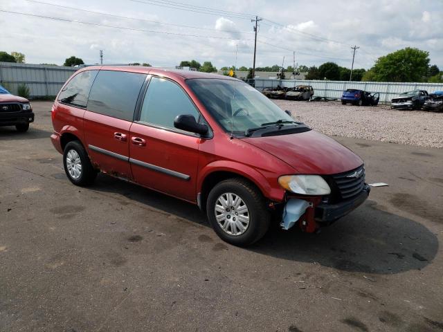 1A4GP45R66B627107 - 2006 CHRYSLER TOWN AND C RED photo 4