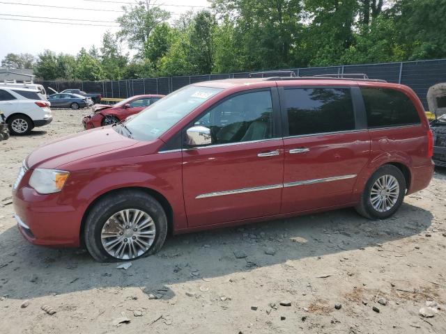 2C4RC1CG9FR529202 - 2015 CHRYSLER TOWN & COU TOURING L BURGUNDY photo 1