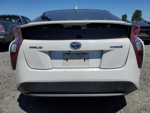 JTDKARFUXG3028451 - 2016 TOYOTA PRIUS WHITE photo 6