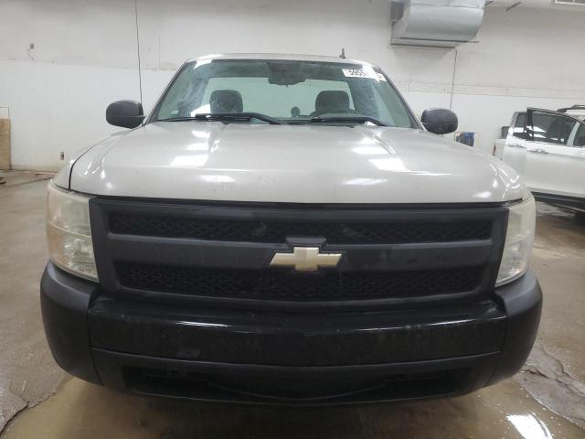 1GCEC14X27Z634572 - 2007 CHEVROLET SILVERADO C1500 CLASSIC Gümüş foto 5