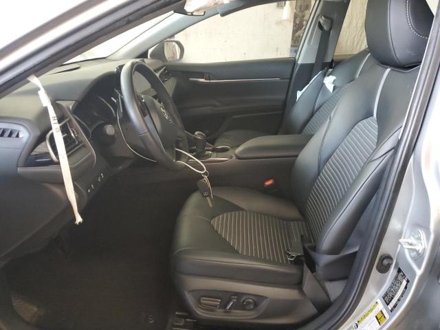 4T1G11AK3PU721185 - 2023 TOYOTA CAMRY SE NIGHT SHADE SILVER photo 7