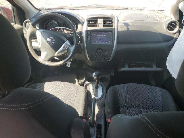 3N1CN7AP2KL808314 - 2019 NISSAN VERSA S أحمر صورة 8