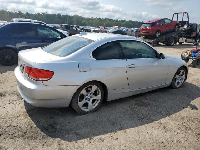 WBAWB33599P137839 - 2009 BMW 328 I SILVER photo 3