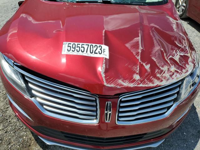 5LMCJ3C93JUL28960 - 2018 LINCOLN MKC RESERVE RED photo 11