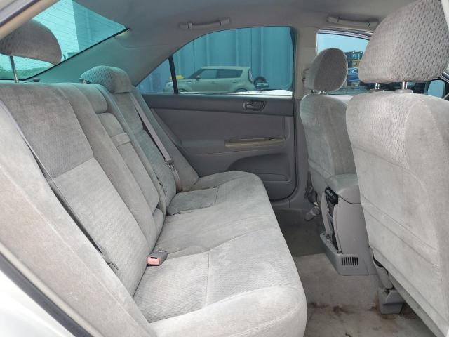 4T1BE32K82U502305 - 2002 TOYOTA CAMRY LE SILVER photo 10