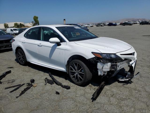 4T1G31AK0PU619658 - 2023 TOYOTA CAMRY SE NIGHT SHADE WHITE photo 4