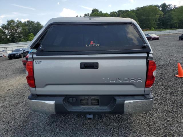 5TFRY5F17GX210030 - 2016 TOYOTA TUNDRA DOUBLE CAB SR/SR5 SILVER photo 6
