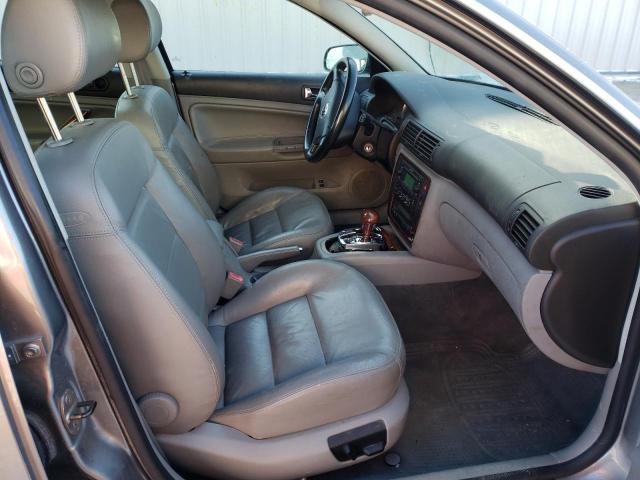 WVWWH63B93E146925 - 2003 VOLKSWAGEN PASSAT GLX Gümüş foto 5