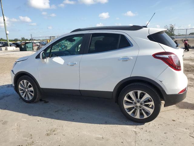 KL4CJASB5LB027406 - 2020 BUICK ENCORE PREFERRED WHITE photo 2