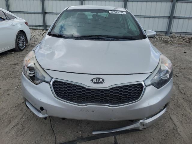 KNAFK4A60G5520336 - 2016 KIA FORTE LX SILVER photo 5