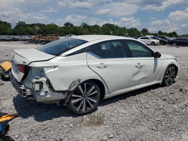 1N4BL4CV7NN414973 - 2022 NISSAN ALTIMA SR WHITE photo 3