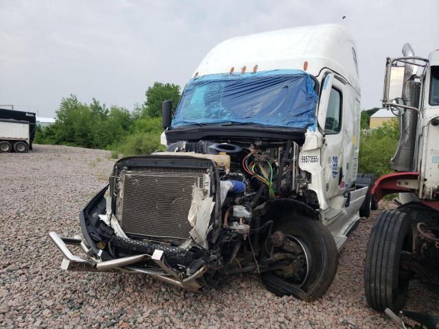 3AKJHHDR6NSNH2743 - 2022 FREIGHTLINER CASCADIA WHITE photo 2