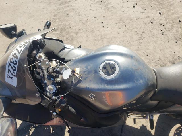 JS1GX72B0K7100167 - 2019 SUZUKI GSX1300 RA GRAY photo 5