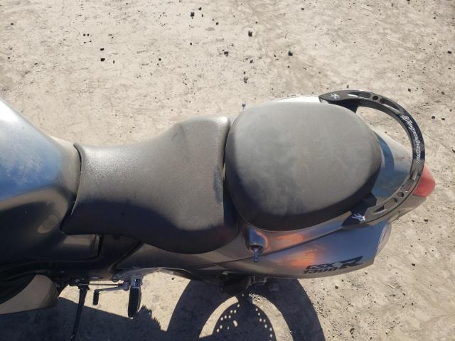 JS1GX72B0K7100167 - 2019 SUZUKI GSX1300 RA GRAY photo 6