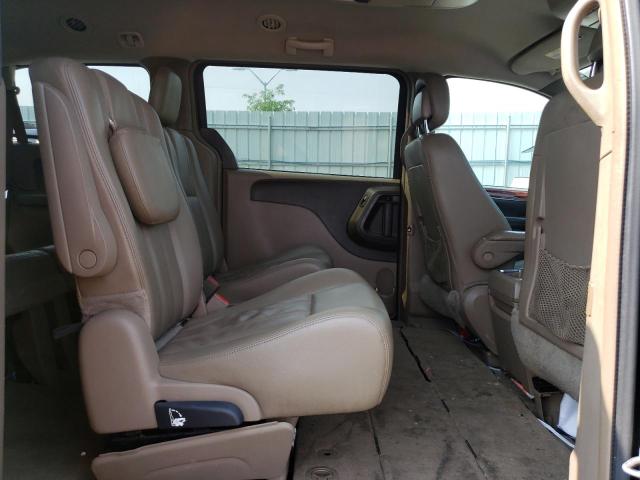 2C4RC1BG0GR198416 - 2016 CHRYSLER TOWN & COU TOURING BLACK photo 11