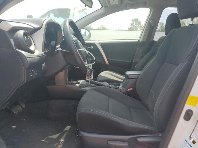 JTMRFREV4FJ047937 - 2015 TOYOTA RAV4 XLE WHITE photo 7