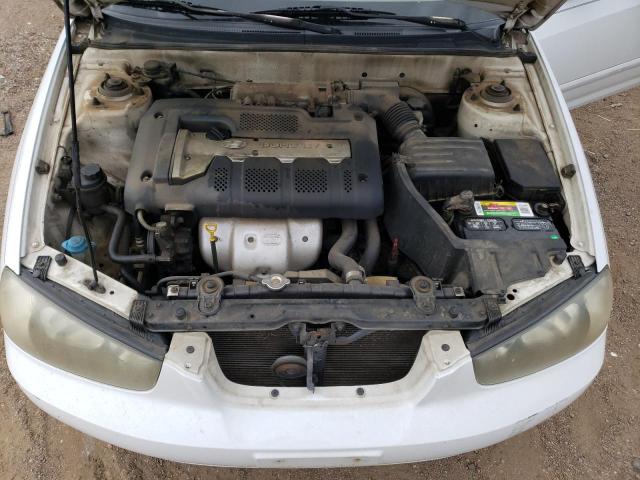 KMHDN45D92U366486 - 2002 HYUNDAI ELANTRA GLS WHITE photo 11