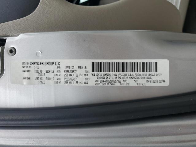 2A4RR8DG1BR617963 - 2011 CHRYSLER TOWN & COU TOURING L SILVER photo 14