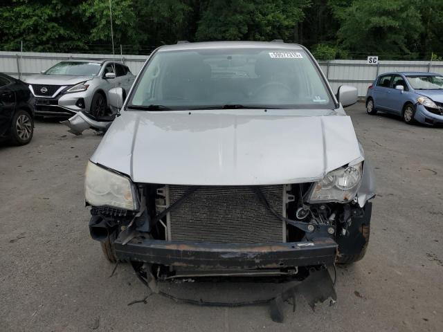 2A4RR8DG1BR617963 - 2011 CHRYSLER TOWN & COU TOURING L SILVER photo 5