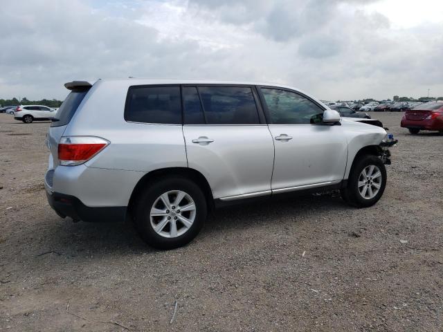 5TDZK3EH5DS123314 - 2013 TOYOTA HIGHLANDER BASE SILVER photo 3