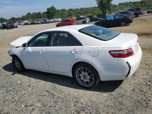 4T1BE46K27U546565 - 2007 TOYOTA CAMRY CE WHITE photo 2