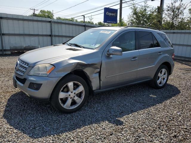 4JGBB8GB9BA725596 - 2011 MERCEDES-BENZ ML 350 4MATIC GRAY photo 1
