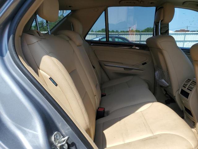 4JGBB8GB9BA725596 - 2011 MERCEDES-BENZ ML 350 4MATIC GRAY photo 11