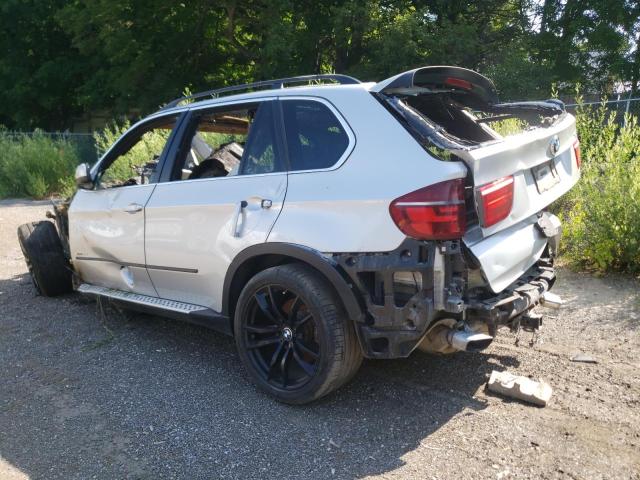 5UXZV8C57BL418344 - 2011 BMW X5 XDRIVE50I SILVER photo 2