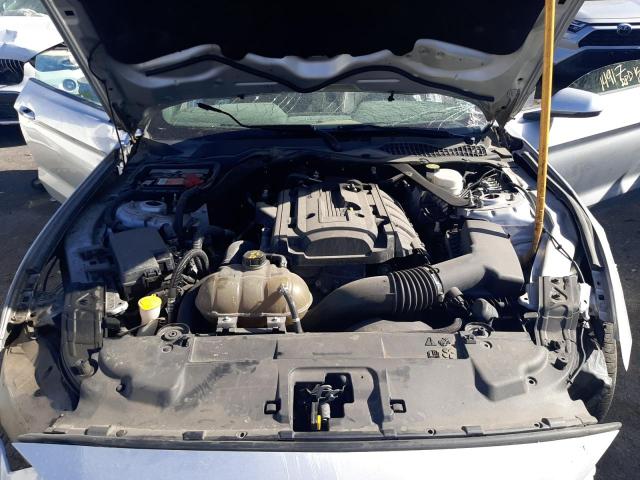 1FATP8UH8K5169959 - 2019 FORD MUSTANG SILVER photo 11