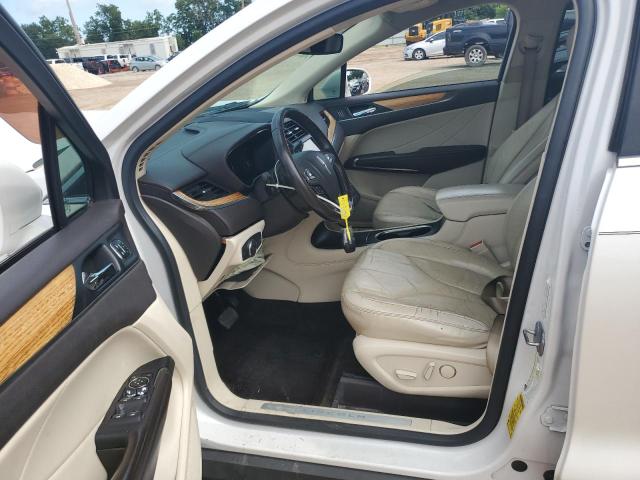 5LMCJ2C90GUJ11708 - 2016 LINCOLN MKC SELECT WHITE photo 7