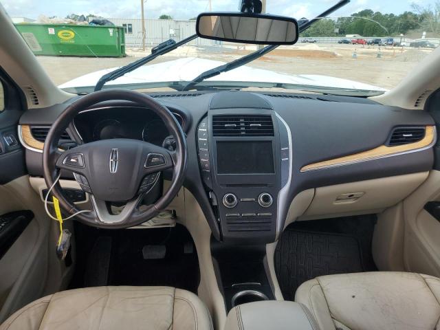 5LMCJ2C90GUJ11708 - 2016 LINCOLN MKC SELECT WHITE photo 8