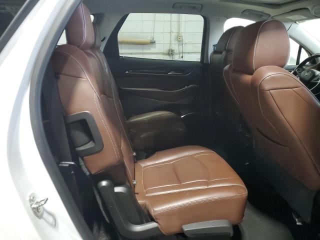 5GAEVCKW6JJ214031 - 2018 BUICK ENCLAVE AVENIR WHITE photo 11