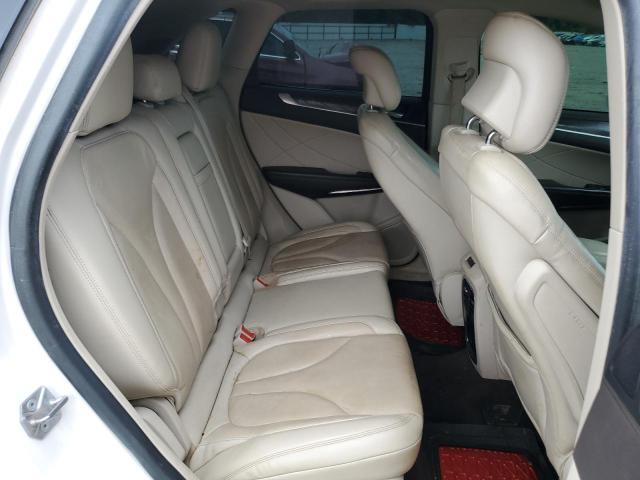 5LMCJ3C97KUL26887 - 2019 LINCOLN MKC RESERVE თეთრი ფოტო 11