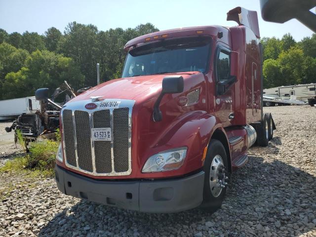 1XPBDP9X5FD264627 - 2015 PETERBILT 579 RED photo 2