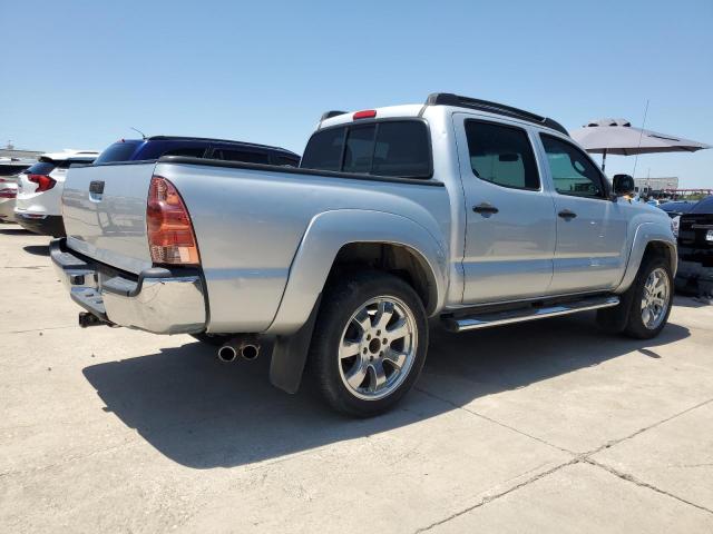 3TMJU62N76M019722 - 2006 TOYOTA TACOMA DOUBLE CAB PRERUNNER SILVER photo 3