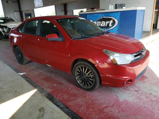 1FAHP3GN7AW104863 - 2010 FORD FOCUS SES RED photo 4